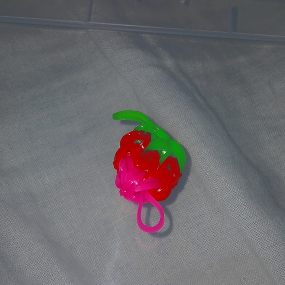 Pink Red Green Strawberry Loomigurimi - Picture 1 of 1